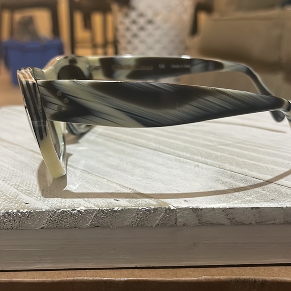 Celine dion sun glasses limited edition sc 1732 - Picture 2 of 5